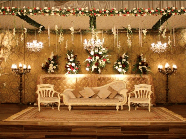 Nasrullah-Marquees-Luxurious-Stage-Mobile